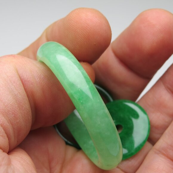 "Natural Baby Jade bangle + FREE Jade Ring & Jade Donut 34mm" - Picture 2 of 3